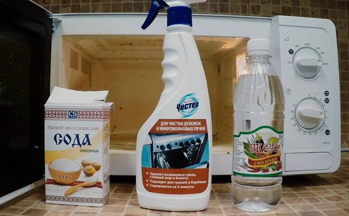Сода и уксус заменят профессиональный спрей