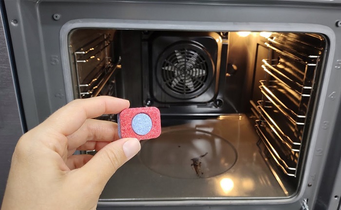 Таблетка для посудомойки уберет локальные пятна