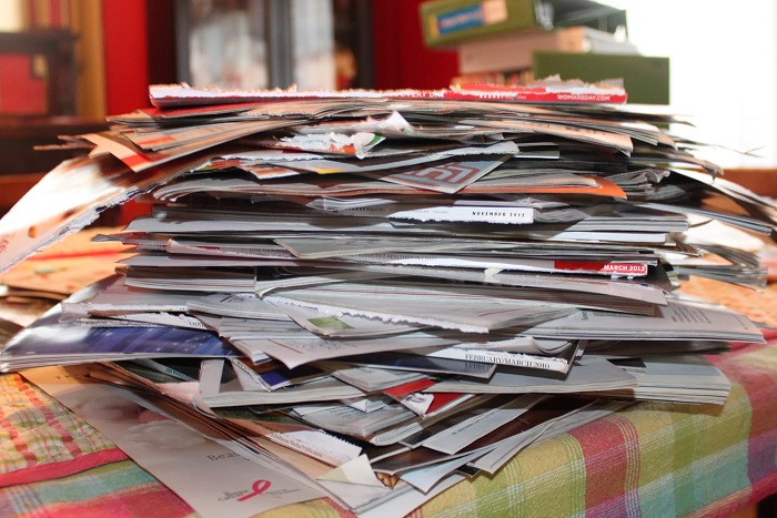 Газеты и журналы - это не то, что нужно хранить. / Фото: bolshoyvopros.ru