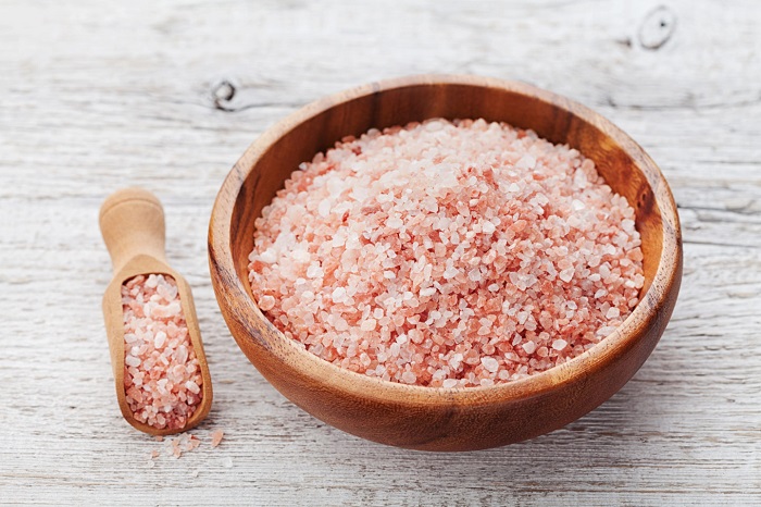 Розовая гималайская соль очень полезная. / Фото: poleznii-site.ru