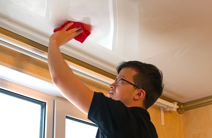 Используйте тряпку из микрофибры Используйте тряпку из микрофибры