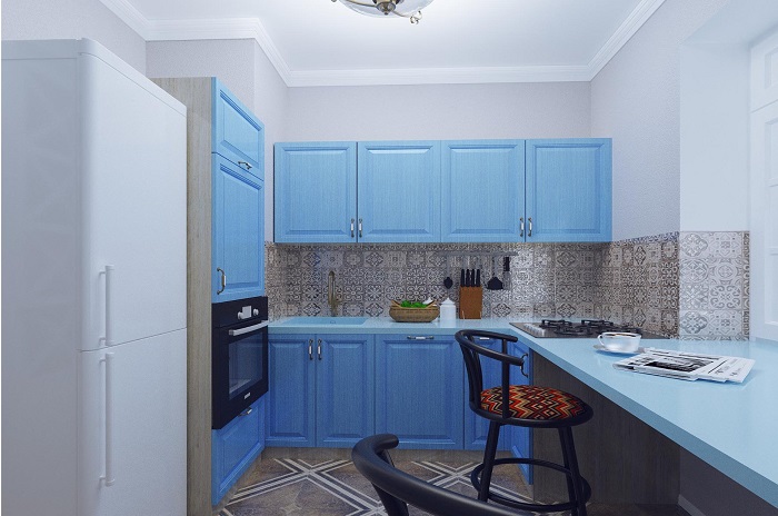 Голубой гарнитур на кухне отбивает аппетит. / Фото: krot.info