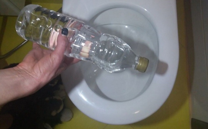 Возьмите бутылку объемом полтора литра Возьмите бутылку объемом полтора литра