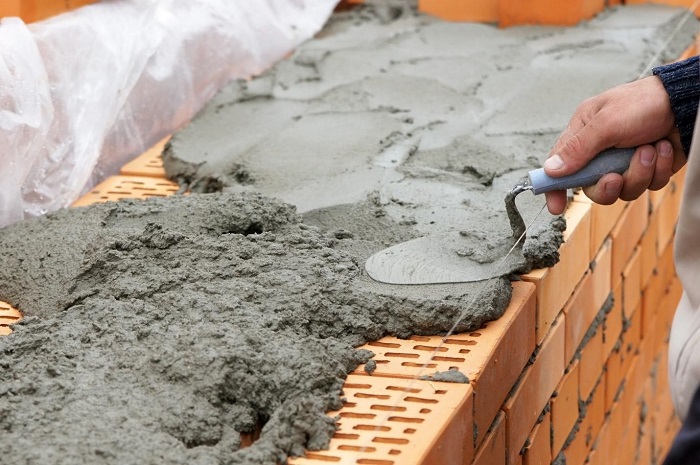 Цемент необходим в строительстве. / Фото: vossmes.ru