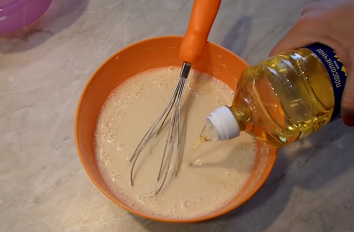 Столовой ложки растительного масла будет достаточно