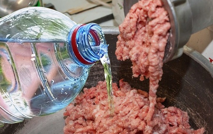 Добавьте немного ледяной воды. / Фото: sweeties-animals.com