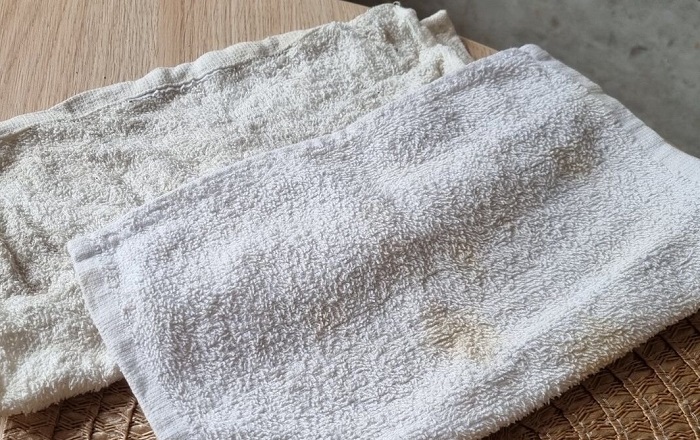 Полотенце до и после потери цвета. / Фото: star-tex.ru Полотенце до и после потери цвета. / Фото: star-tex.ru