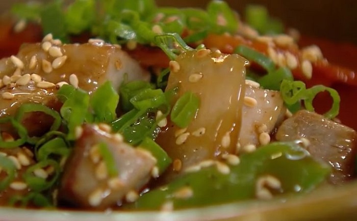 Нанбазуке – жареная рыба, маринованная в уксусе. / Фото: recipepes.com