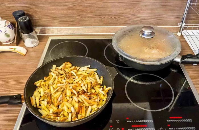 Не выставляйте максимальную температуру во время жарки картофеля Не выставляйте максимальную температуру во время жарки картофеля