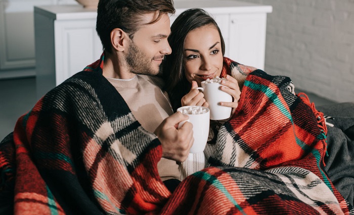Уютный вечер в компании любимого человека Уютный вечер в компании любимого человека