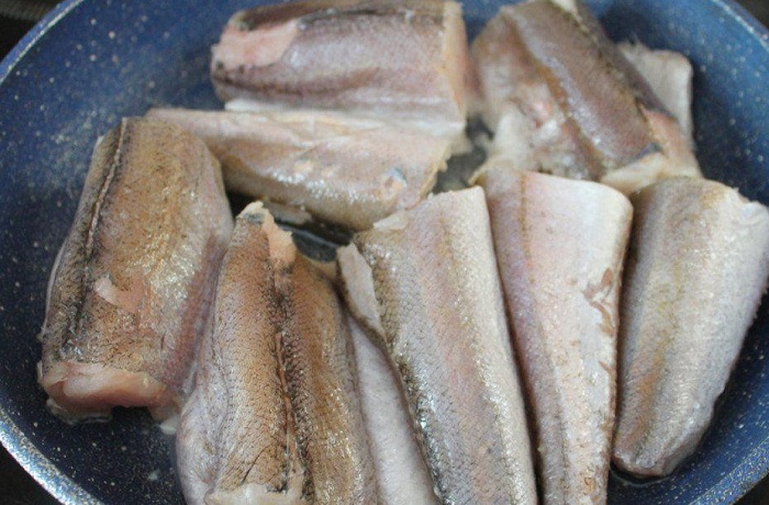 Хек – диетическая раба, которая после жарки становится сухой