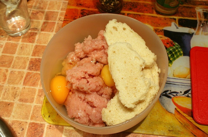 Лучше брать белый хлеб. / Фото: forum.prokuhnyu.ru Лучше брать белый хлеб. / Фото: forum.prokuhnyu.ru