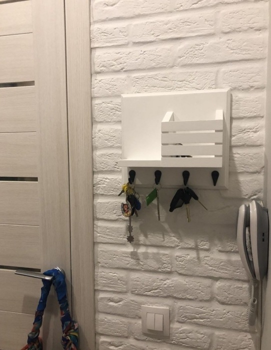 Один выключатель на входе в квартиру - это неудобно. / Фото: livemaster.ru
