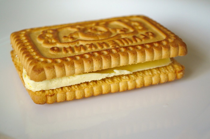 Получался своеобразный бутерброд Получался своеобразный бутерброд