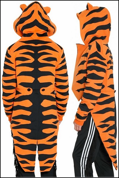 Тигровый фрак Originals Tiger Tuxedo Jacket от Adidas Jeremy Scott
