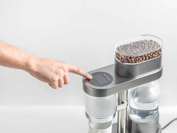 Умная Кофемашина Auroma изучит вкусы пользователя, чтобы сварить для него идеальный кофе