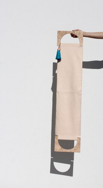 Коллекция арт-сумок, которые умеют загорать от Building Block + Waka Waka  