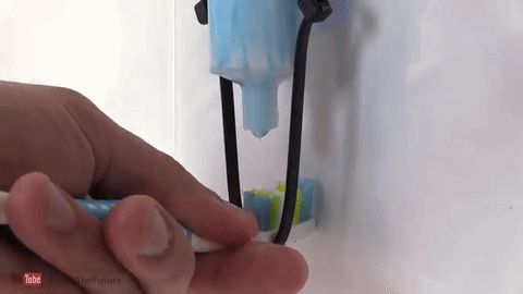 Как сделать контейнер для зубной  пасты с автоматической подачей