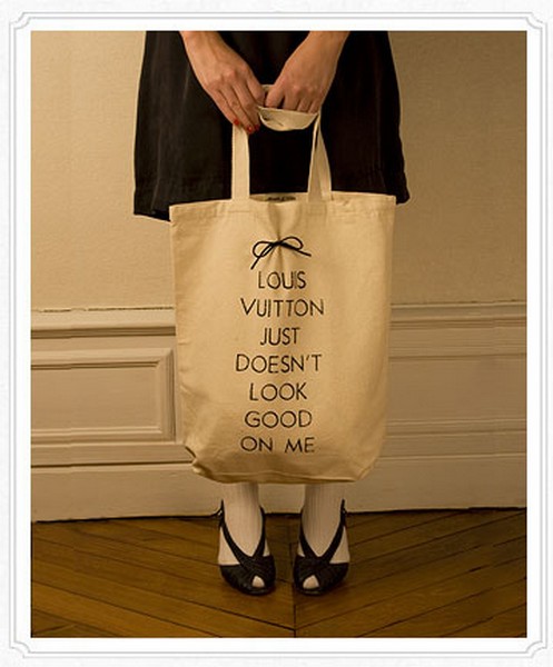 Дизайнерские эко-сумки с провокационными слоганами 