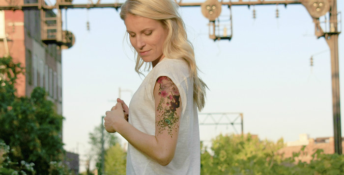  Временные татуировки Momentary Ink позволят «разносить» желаемую тату
