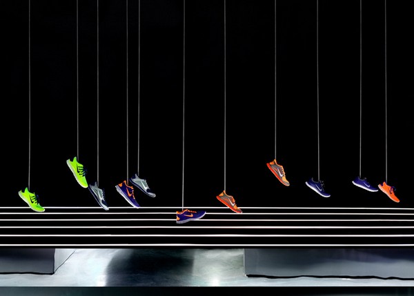 Кроссовки как арт-объект в экспозиции Nike Free