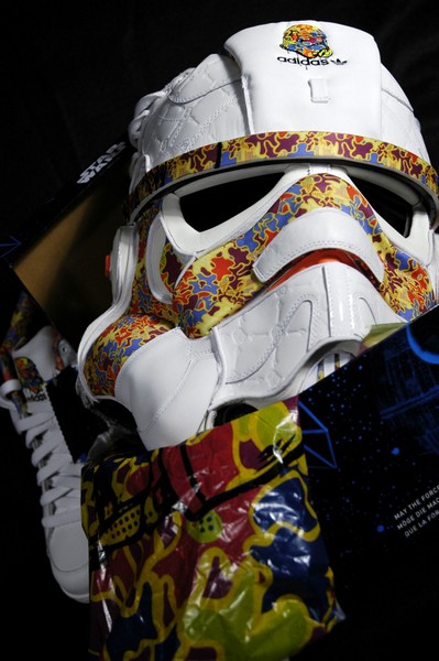 Дизайнерские маски имперских штурмовиков для фанатов «Звёздных войн»