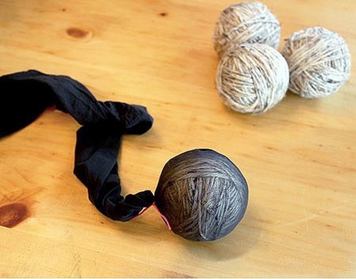 Самодельные шарики для стирки и сушки белья помогут сэкономить во время стирки