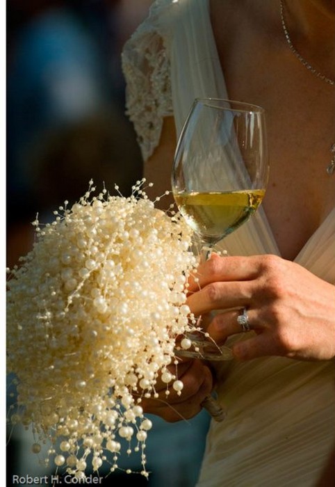 10 свадебных букетов без цветов, которые подчеркнут индивидуальность невесты