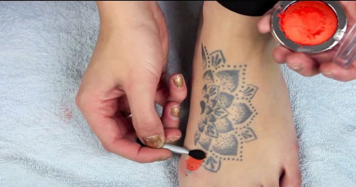 Маскируем татуировки просто и быстро