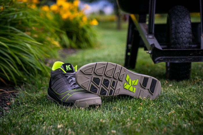 Kujo Yardwear – идеальные кроссовки для дачи и сада