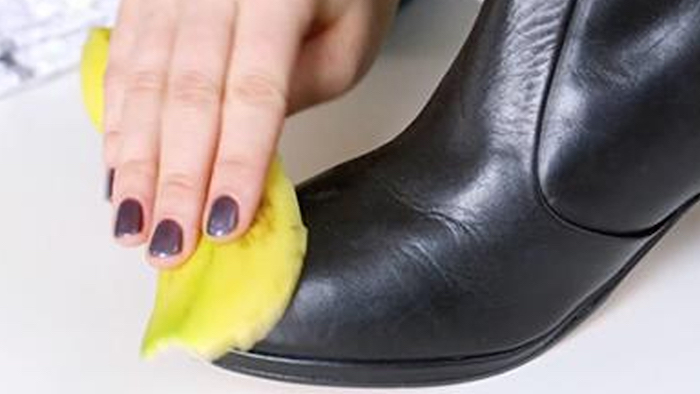 Банановая кожура в качестве крема для обуви.