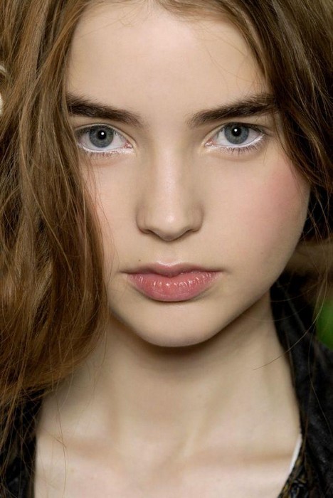 11 трюков макияжа для увеличения глаз