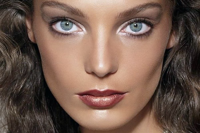 11 трюков макияжа для увеличения глаз