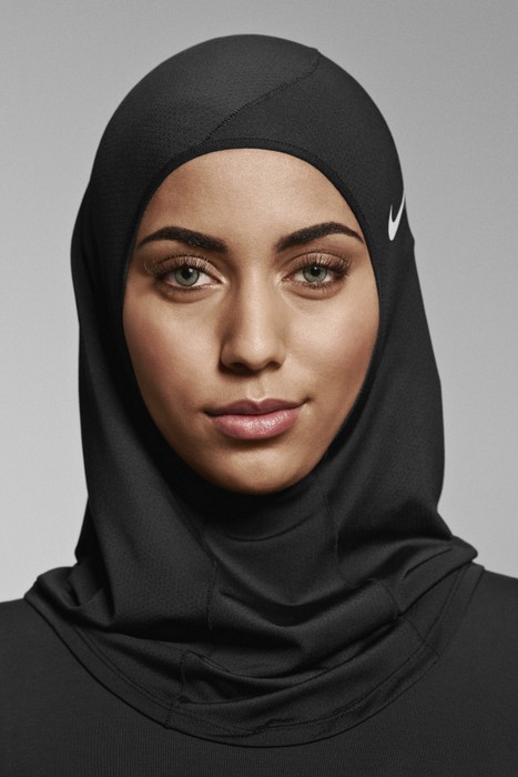 Хиджаб для занятий спортом от Nike