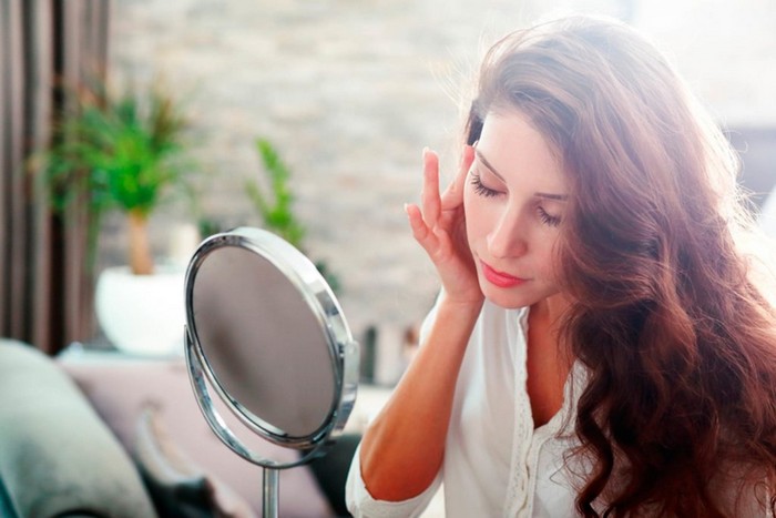 10 правил ухода за жирной кожей, которые быстро порадуют отражением в зеркале