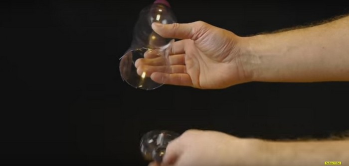 Как пускать идеальные кольца дыма даже без сигареты