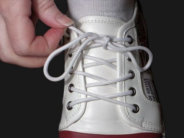 Как завязать шнурки красиво и надёжно