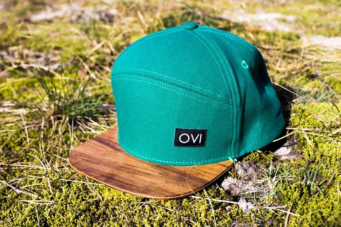 Кепки и бейсболки с деревянным козырьком от независимого эко-бренда Wear Ovi