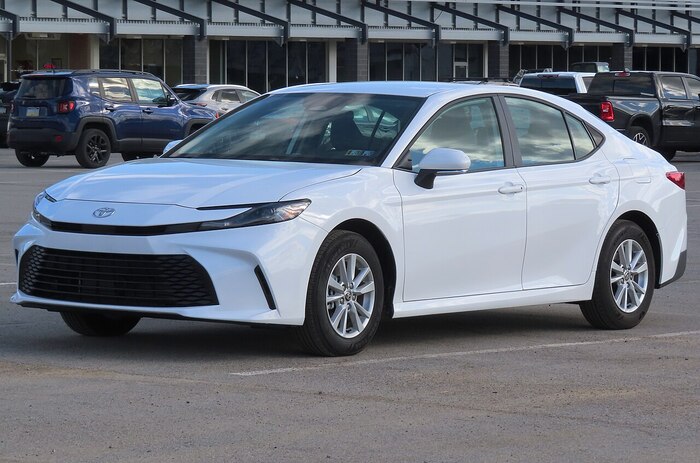 Toyota Camry, прост и надежен в эксплуатации и обслуживании Toyota Camry, прост и надежен в эксплуатации и обслуживании