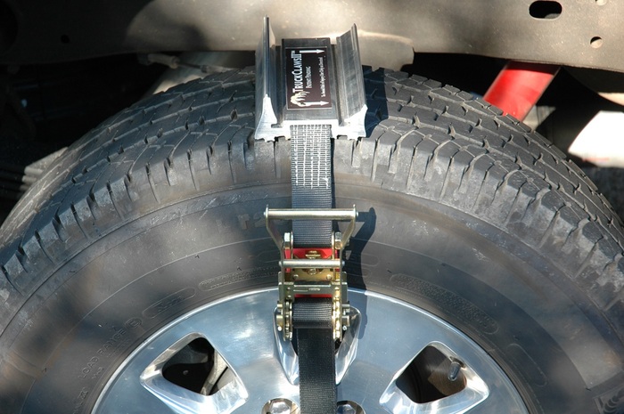 Когти разработаны для использования в грузовиках весом 36 тонн Когти разработаны для использования в грузовиках весом 36 тонн