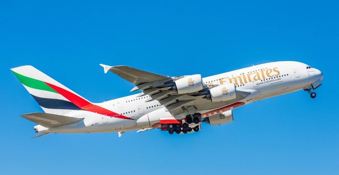 Airbus A380 Superjumbo Jet, самолет Уоррена Баффета Ближнего Востока Airbus A380 Superjumbo Jet, самолет Уоррена Баффета Ближнего Востока