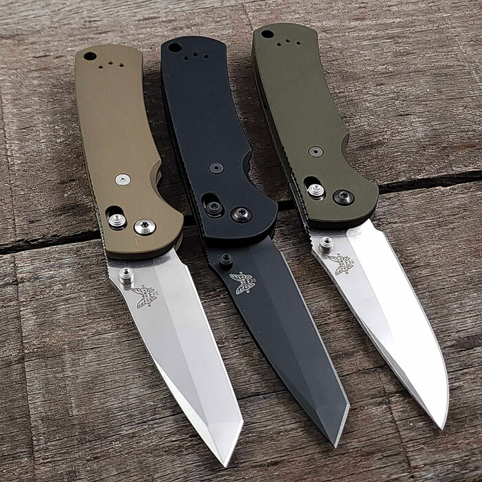 Ручки Ножи Benchmade Griptilian выполнены из стеклотекстолита/ Фото: appliedweaponstech.com