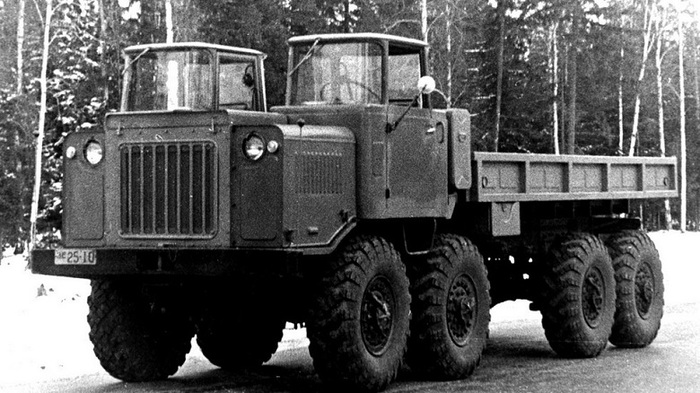 НАМИ-058 вероятно, предназначался для перевозки ракет/ Фото: nashi-avto.ru