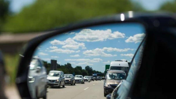 Не стоит покидать место ДТП, даже если случайно сбили зеркало другой машины/ Фото: drive2.ru