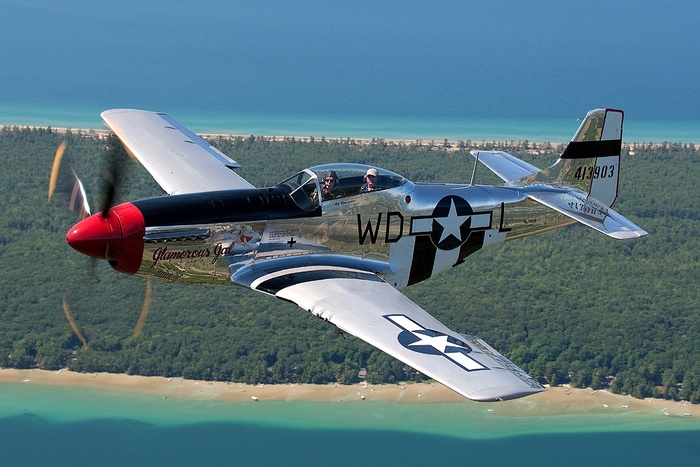 North American P-51 Mustang имел объемные топливные резервуары/ Фото: letadlanaplatne.cz