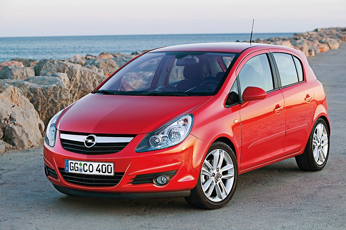 Opel Corsa потребляет 4 литра бензина на 100 км пути/ Фото: avtomir.ua