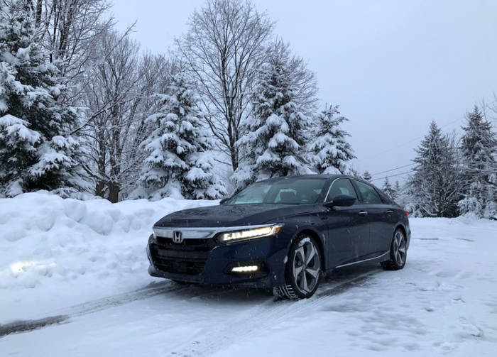 Honda Accord имеет слишком низкий клиренс/ Фото: reddit.com