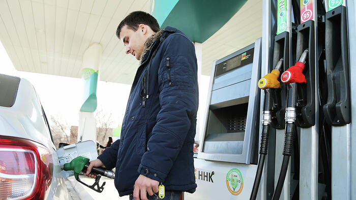 Водителя могут лишить нужного объема бензина, обманув на кассе/ Фото: dvnovosti.ru