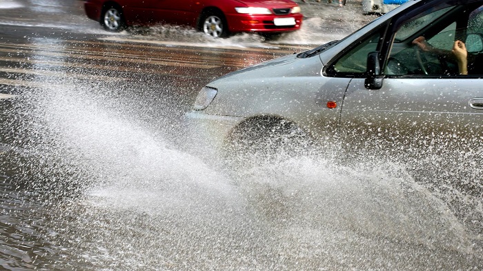 Дождь негативно влияет на мощность машины/ Фото: iz.ru