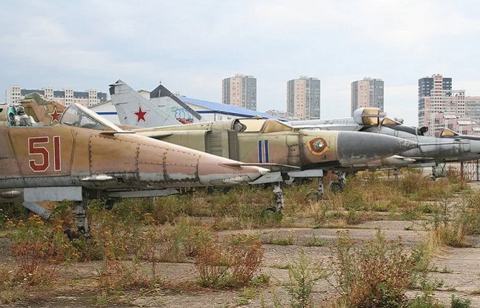 «Кладбище» боевых самолетов/ Фото: shimanovskadm.ru